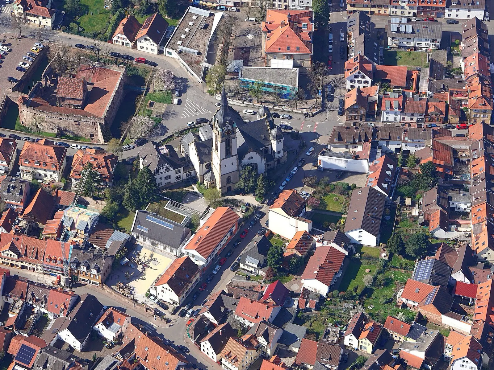 Tiefburg-Ruine in Handschuhsheim